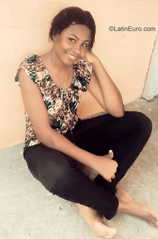 Date this tall Dominican Republic girl Rose from Santiago De Los Caballeros DO39609