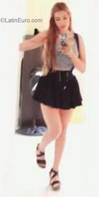 Date this sultry Peru girl Jackeline from Tacna PE1879