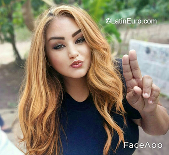 Date this beautiful Dominican Republic girl Rosannatavares from Santiago DO39671