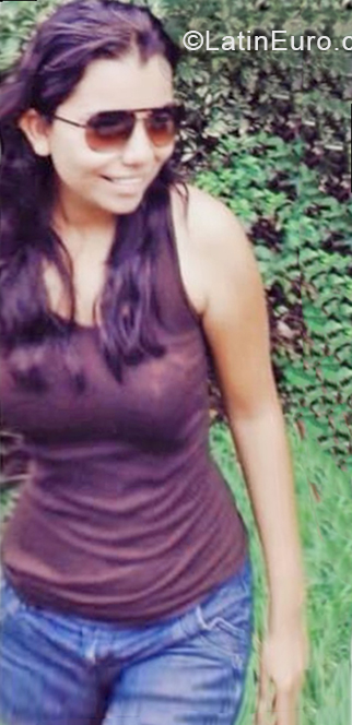 Date this gorgeous Mexico girl Lupita from Monterrey MX2387