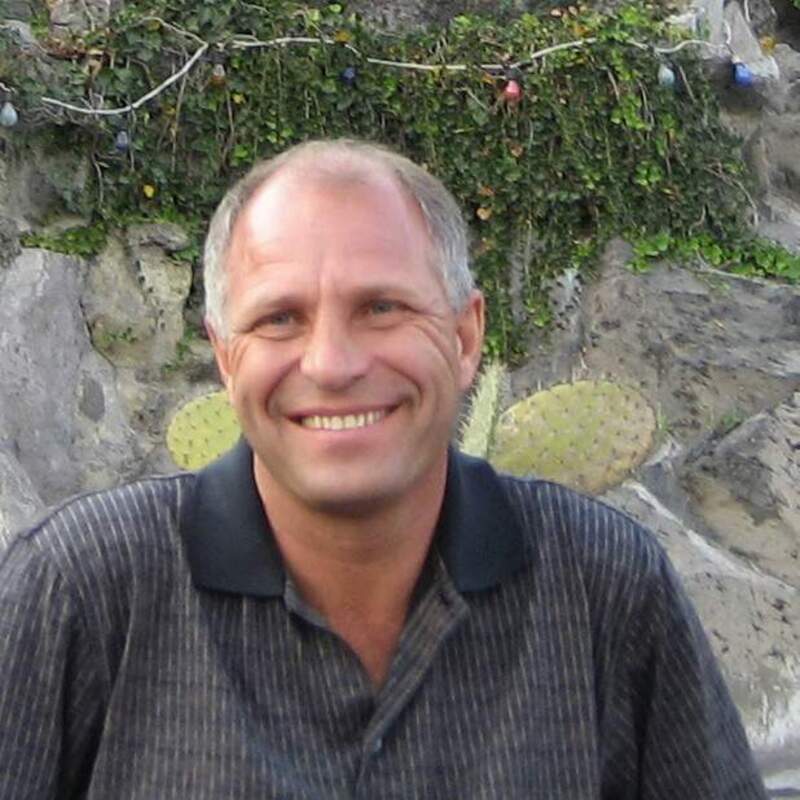 Date this georgeous Mexico man Steve from Cozumel MX2391