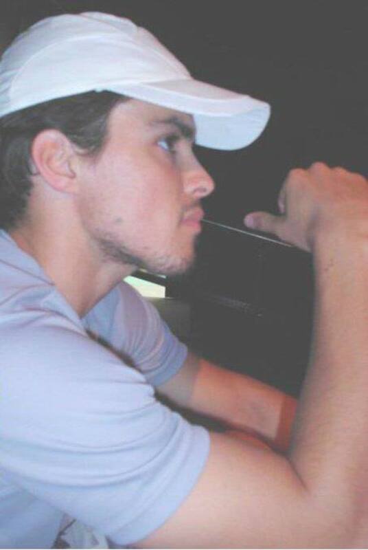 Date this happy Dominican Republic man Mau from Santo Domingo DO39853