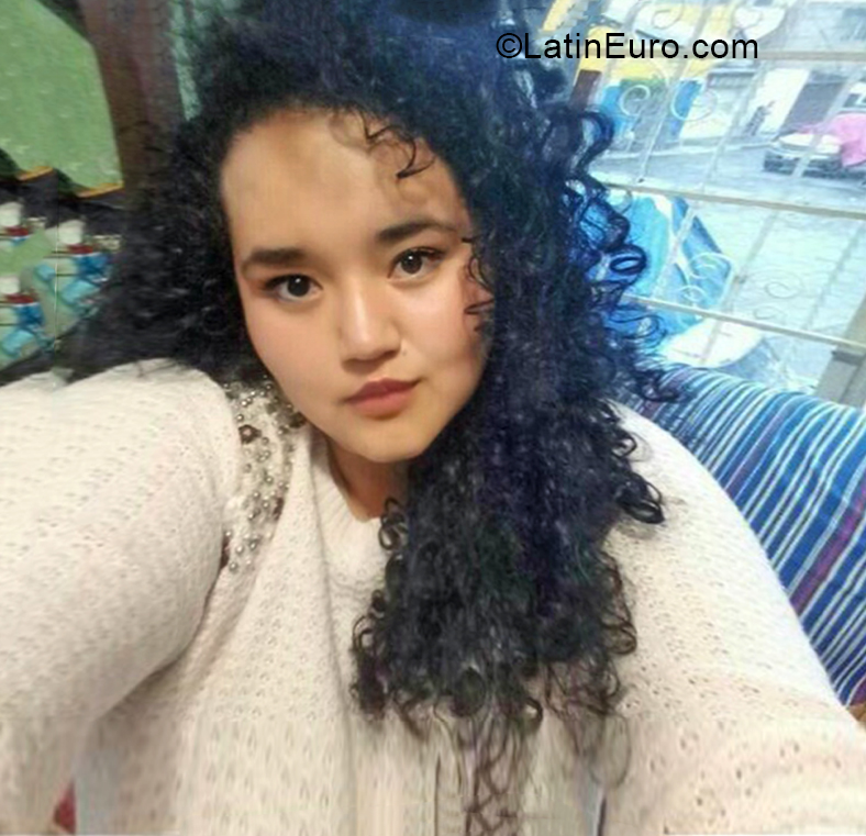 Date this attractive Mexico girl Denisa from Iztacalco MX2407