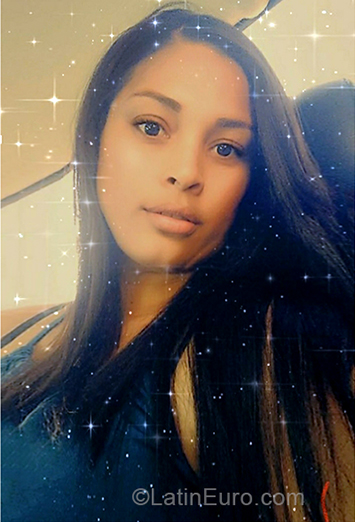 Date this charming Dominican Republic girl Aidelisa from San Pedro De Macoris DO39876