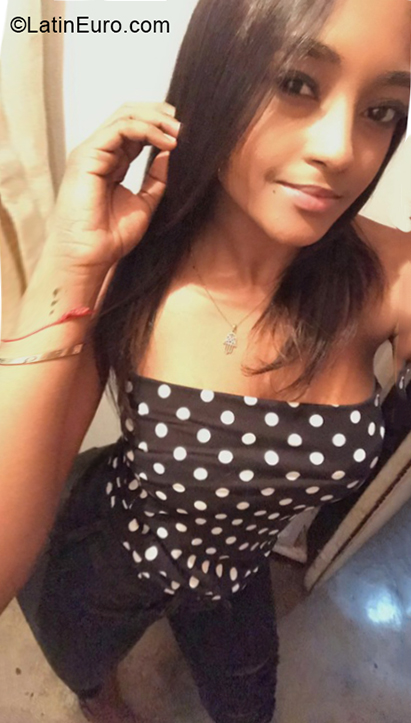 Date this athletic Costa Rica man Juan from Santo Domingo DO39884