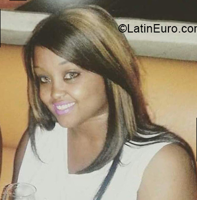 Date this hard body Dominican Republic girl Asly from Puerto Plata DO39921