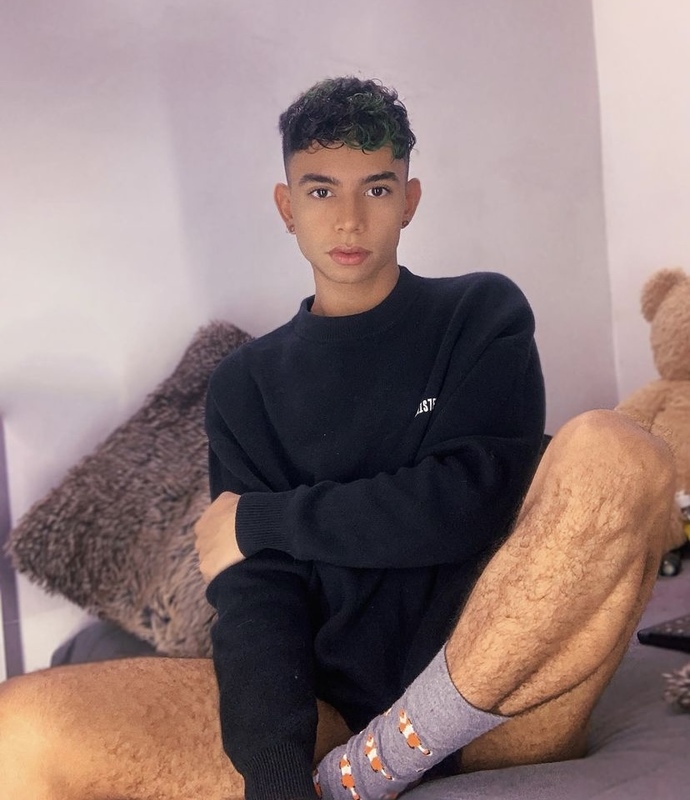 Date this voluptuous Colombia man Sebastin from Cali CO30415