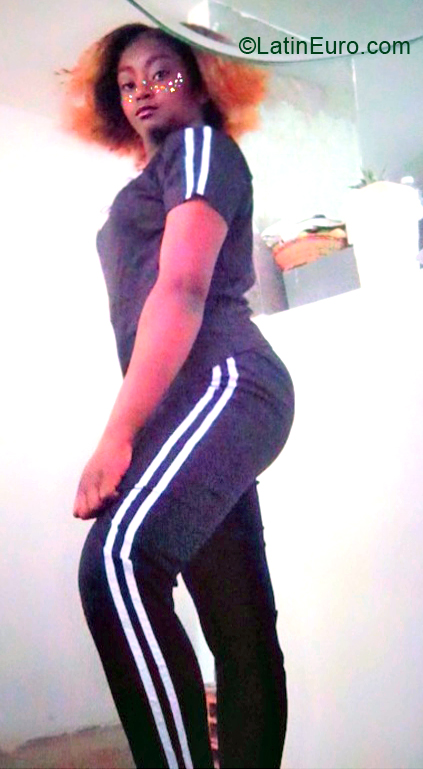 Date this funny Colombia girl Camila from Bogota CO30451