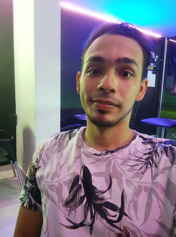 Date this hard body Colombia man Andres from Cali CO30579