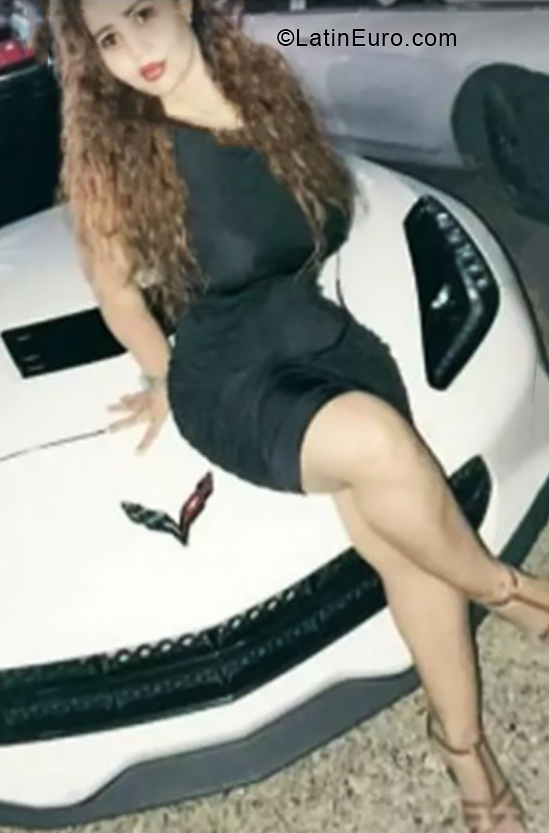 Date this funny Dominican Republic girl Francia from Santiago DO40048