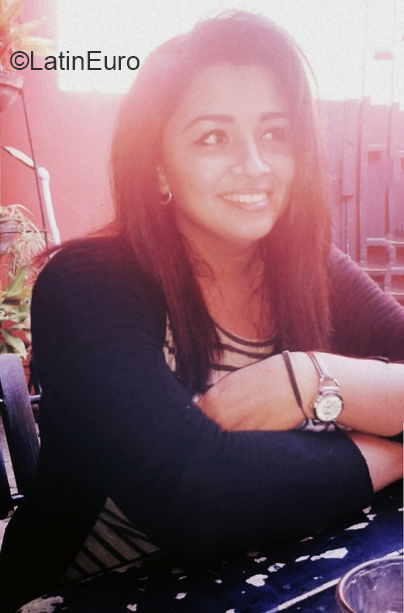 Date this foxy Nicaragua girl Anyoleth from Managua NI289