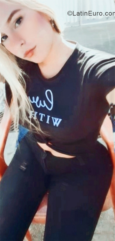 Date this exotic Venezuela girl Rosmeri from Caracas VE4038