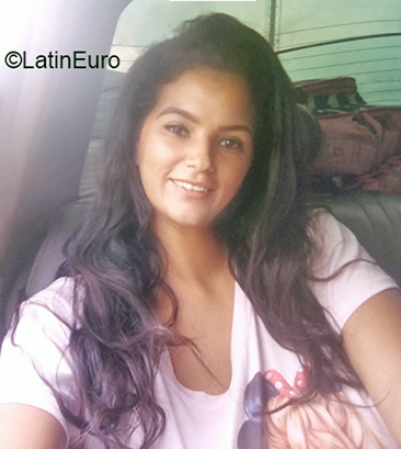 Date this tall Venezuela girl Wilmery from Caracas VE4040