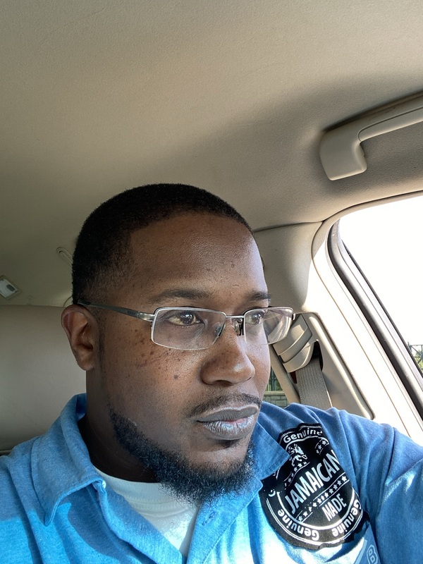 Date this nice looking United States man Konya from Kansas City US21394