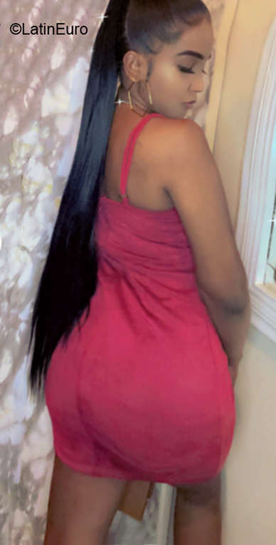Date this funny Dominican Republic girl Wilmerys from Santo Domingo DO40162