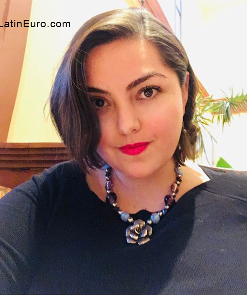 Date this young Mexico girl Perla from Ciudad De México MX2488