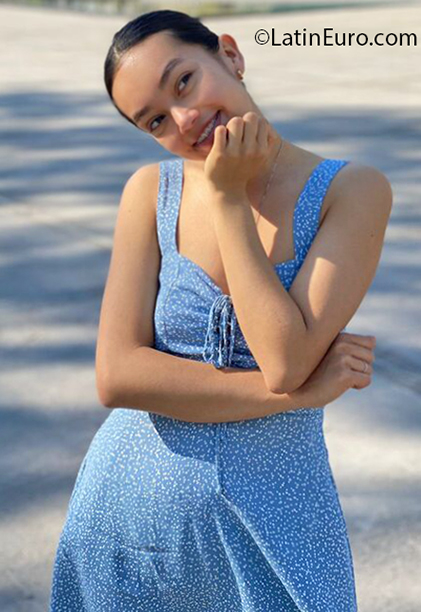 Date this cute Mexico girl Laura from Mexico City MX2480