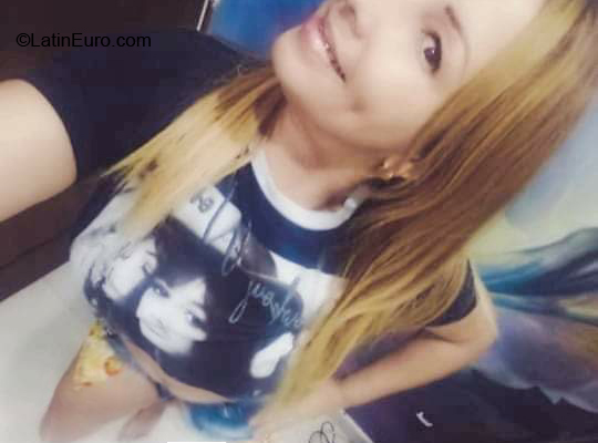 Date this tall Panama girl Rina from Panama City CO30844