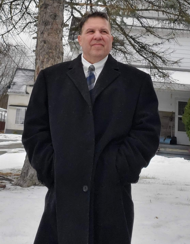 Date this passionate United States man Joseph from Dickson City US21455