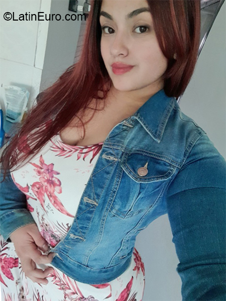 Date this fun Spain girl Astrid from LANZAROTE, ARRECIFE, CANARIAS ES668