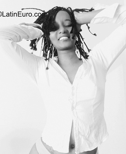 Date this hot Ecuador girl Judy from Quito EC873