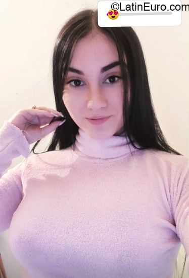 Date this athletic Ecuador girl Gabriela from Guayaquil VE4107