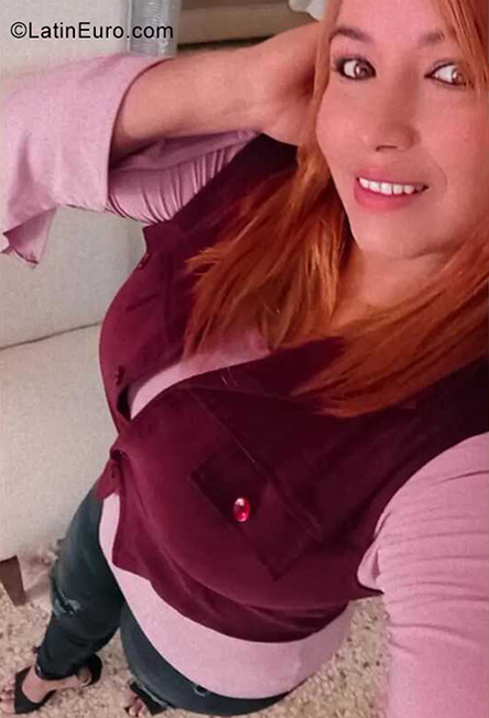 Date this hot Dominican Republic girl Dilenia from Santo Domingo DO40612