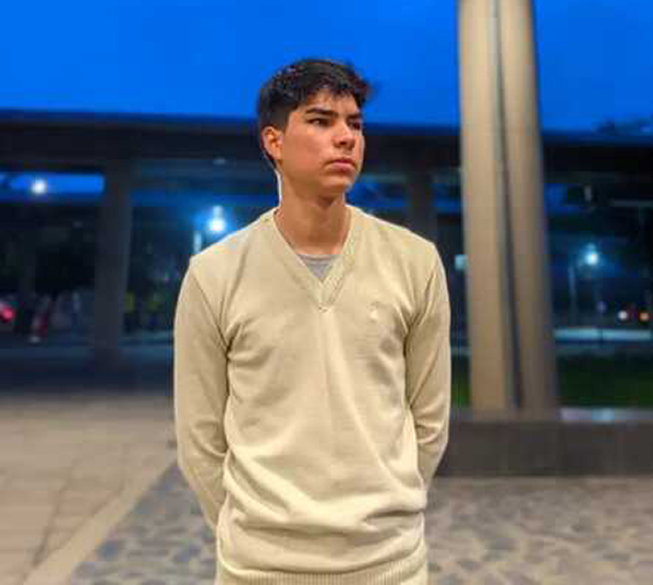 Date this hot Colombia man Richard from Cali CO31100