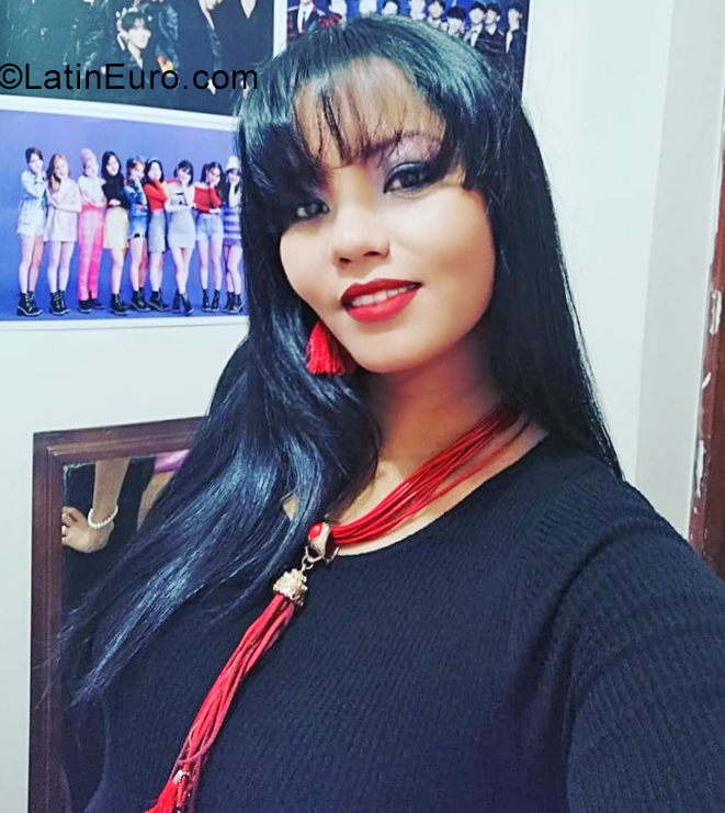 Date this pretty Colombia girl BELA from Bucaramanga CO31107