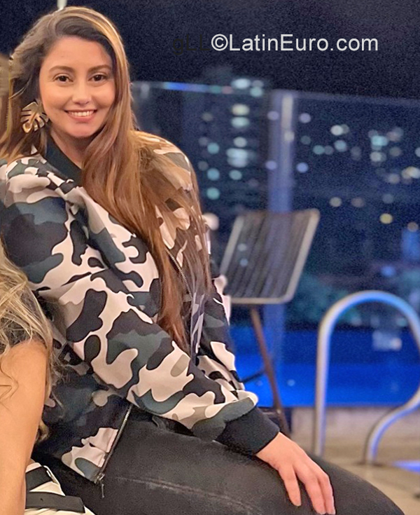 Date this lovely Colombia girl Paula from Medellin CO31111