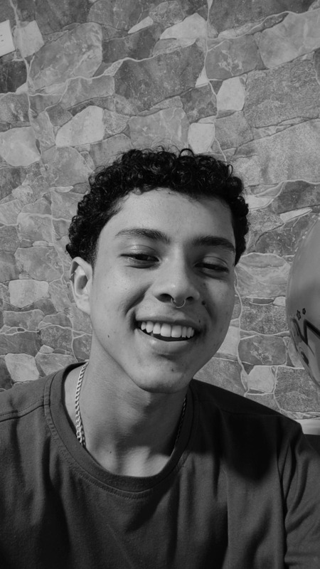 Date this nice looking Colombia man Sneyder from Medellín CO31112