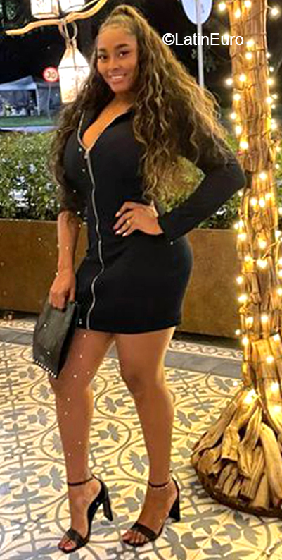 Date this funny Colombia girl Isabela from Cali CO31142