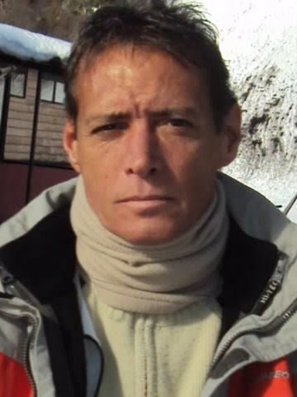 Date this voluptuous Argentina man Claudio from Buenos Aires AR828