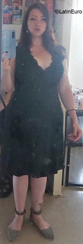 Date this pretty United States girl Yesenia from New York US21561