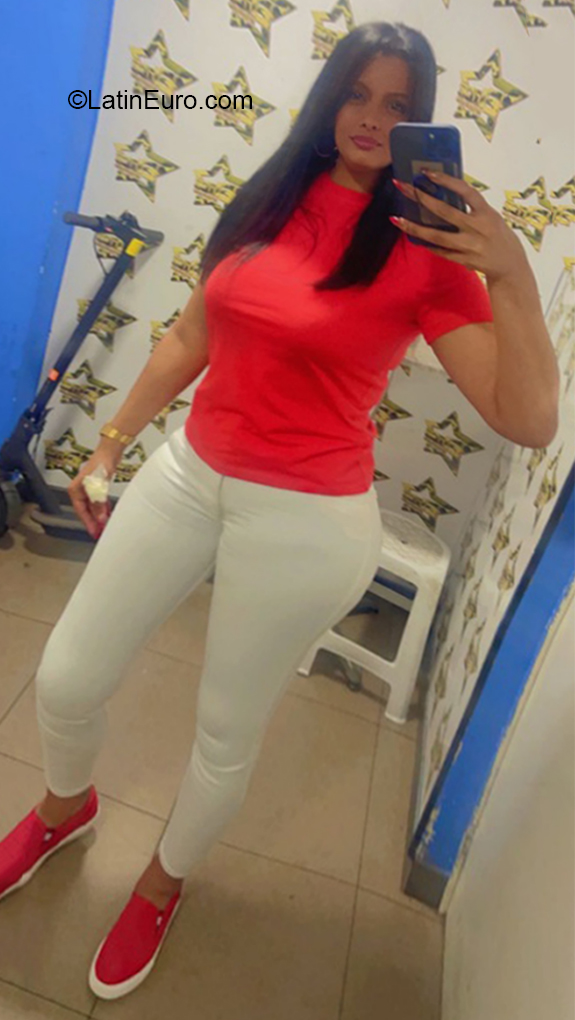 Date this gorgeous Spain girl Lapatrona from Barcelona ES680