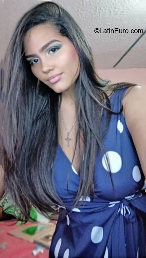 Date this sensual Colombia girl Liz from Cartagena CO31298