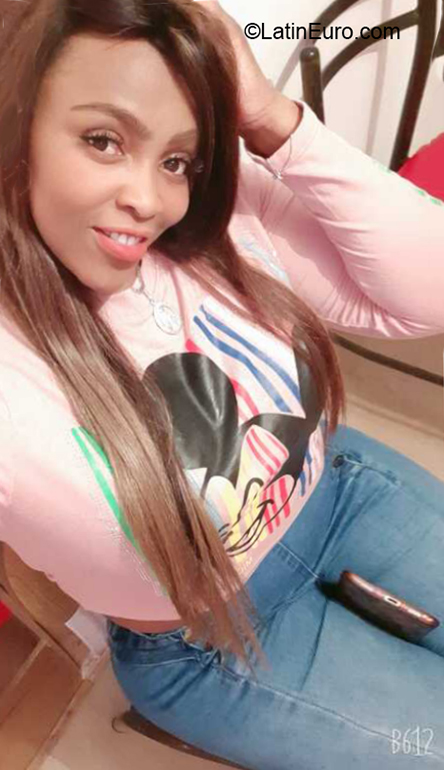 Date this good-looking Colombia girl Juliet from Cali CO31308