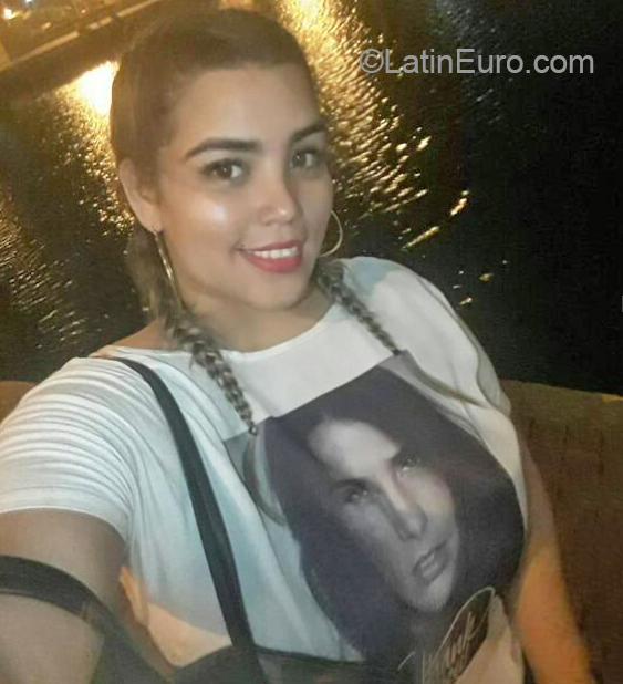 Date this gorgeous Colombia girl Sofia from Cali CO31313