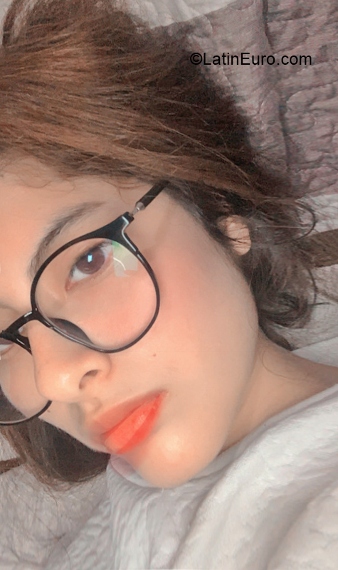 Date this stunning Peru girl Adri from Lima PE1979