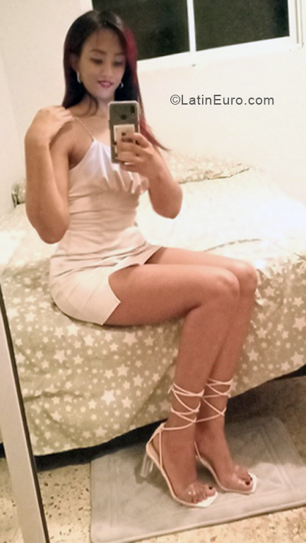 Date this gorgeous Dominican Republic girl Unica from Santiago De Los Caballeros DO40643