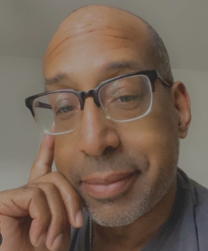 Date this fun United States man AVSMG68 from Nashville US21669