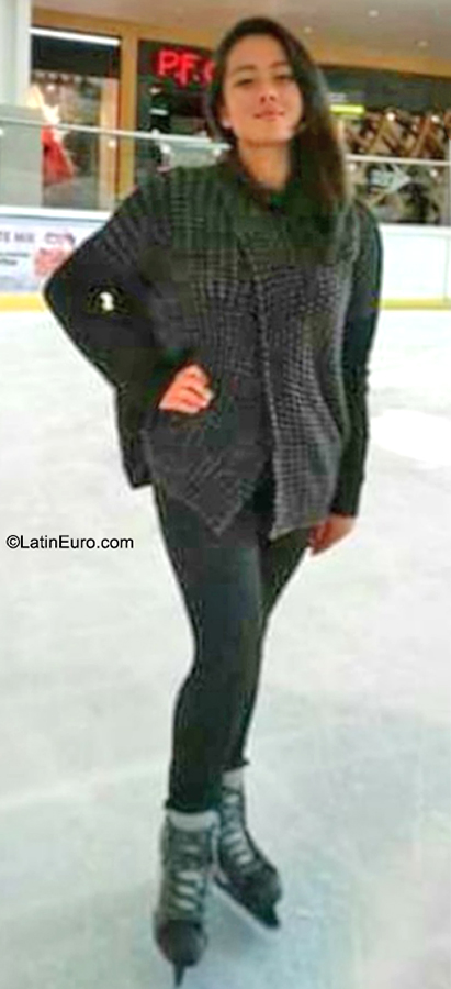 Date this foxy Mexico girl Margarita Lizeth from Ciudad de México MX2582