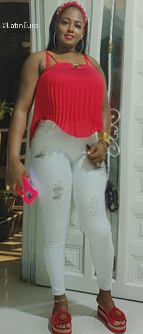 Date this happy Colombia girl Astrid from Antioguia CO31603