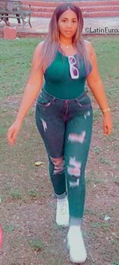 Date this gorgeous Dominican Republic girl Juana from Santo Domingo DO40732