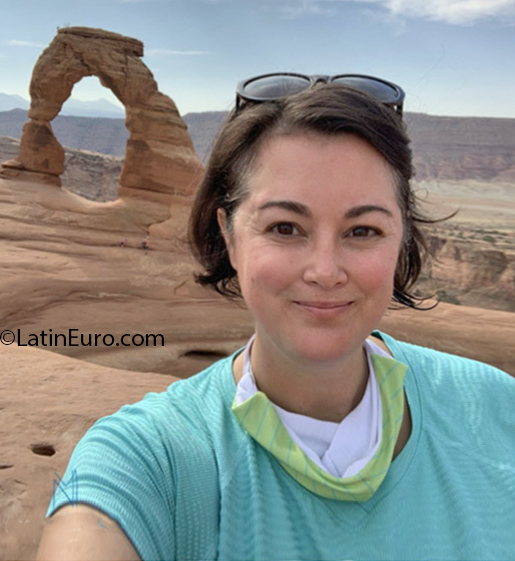 Date this fun United States girl Nicole from Las Vegas US21708