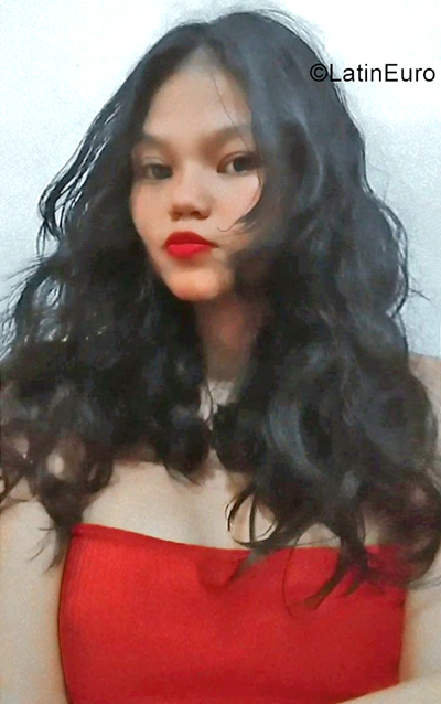 Date this georgeous Brazil girl Kelly from Manaus BR11829