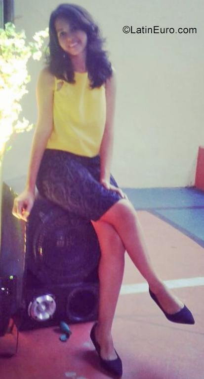 Date this tall Brazil girl Priscila from Fortaleza BR11845