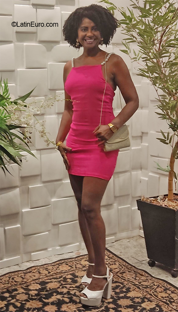Date this hot Brazil girl Melinda from Joao Pessoa BR12022