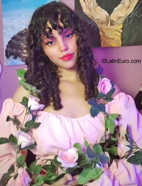 Date this hot Nicaragua girl Sofia from Rivas NI295