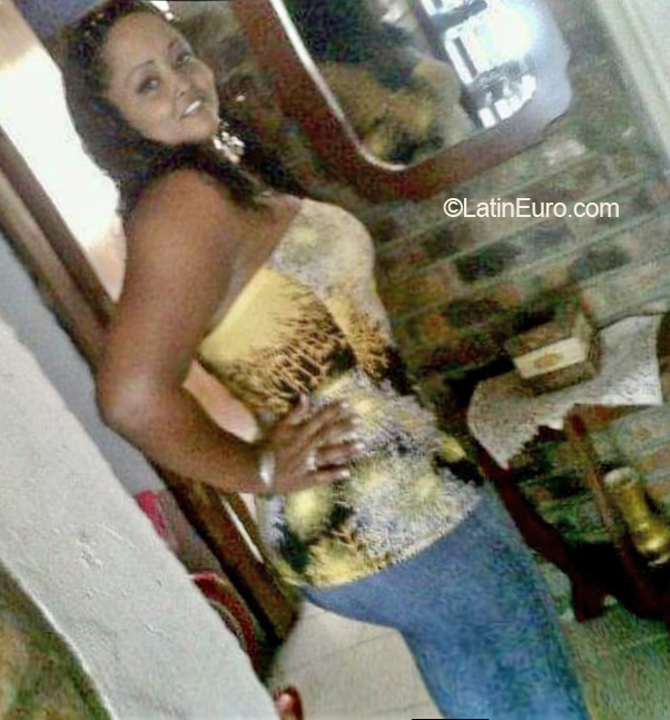 Date this good-looking Colombia girl Marisol from Santa Marta CO31958